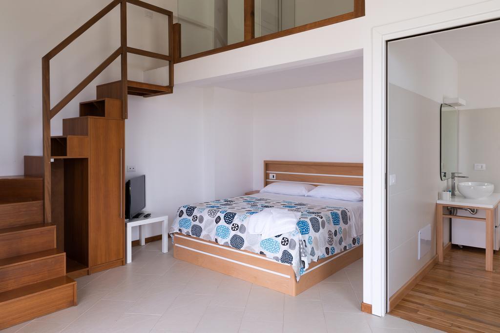 Lalena'S Garden Hotel Portopalo Di Capo Passero Eksteriør billede