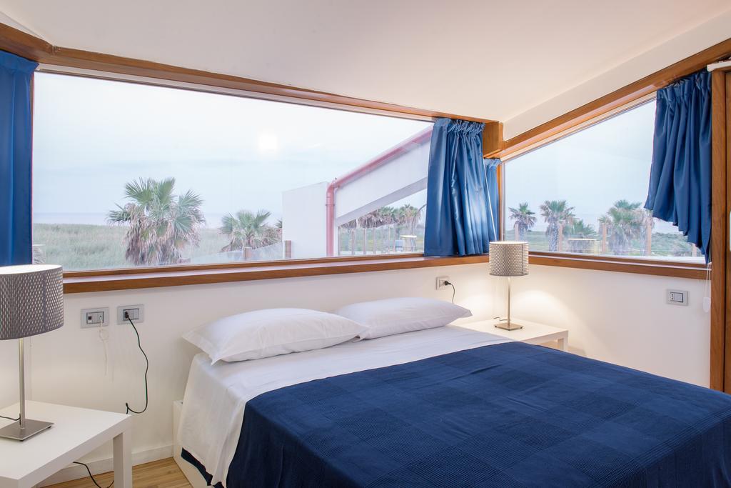 Lalena'S Garden Hotel Portopalo Di Capo Passero Eksteriør billede
