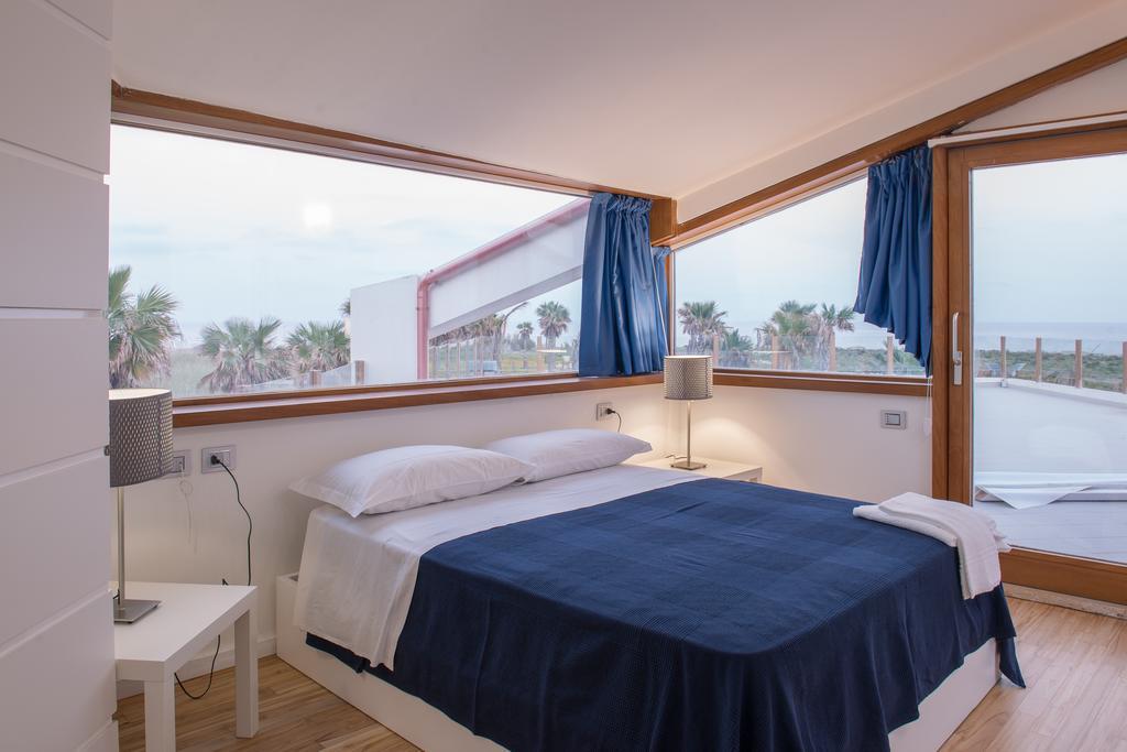 Lalena'S Garden Hotel Portopalo Di Capo Passero Eksteriør billede