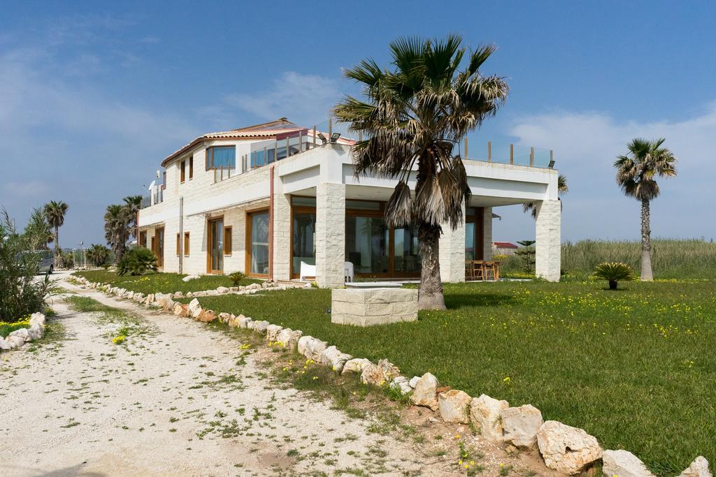Lalena'S Garden Hotel Portopalo Di Capo Passero Eksteriør billede
