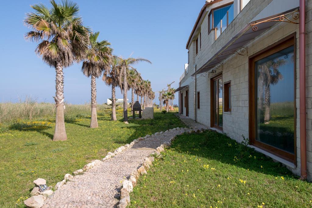 Lalena'S Garden Hotel Portopalo Di Capo Passero Eksteriør billede
