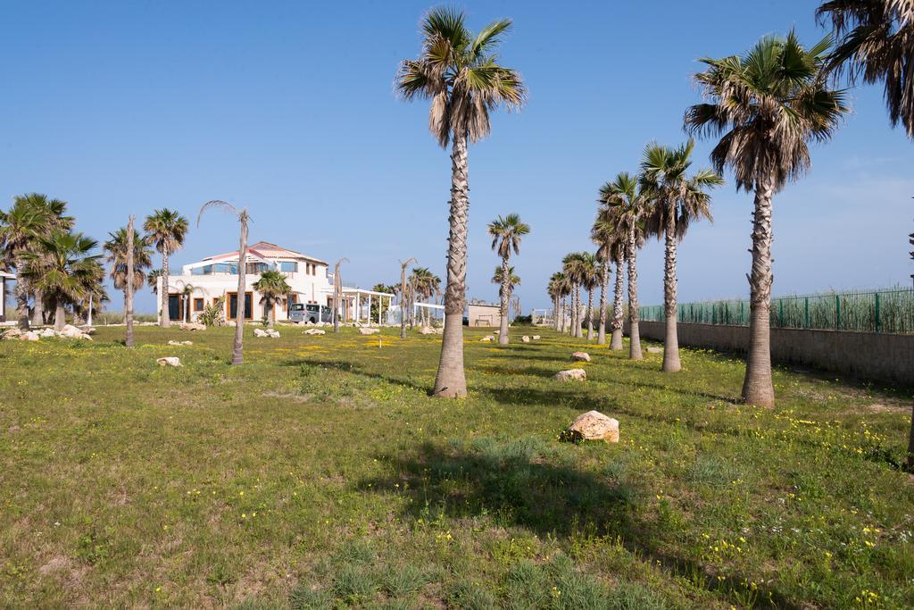 Lalena'S Garden Hotel Portopalo Di Capo Passero Eksteriør billede