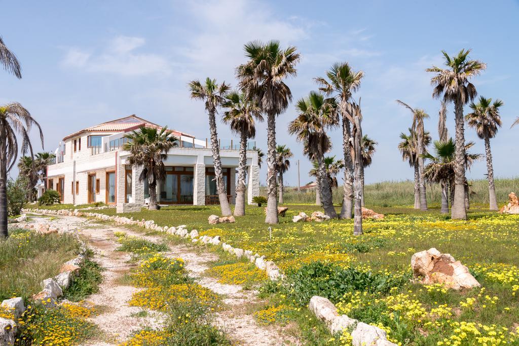 Lalena'S Garden Hotel Portopalo Di Capo Passero Eksteriør billede